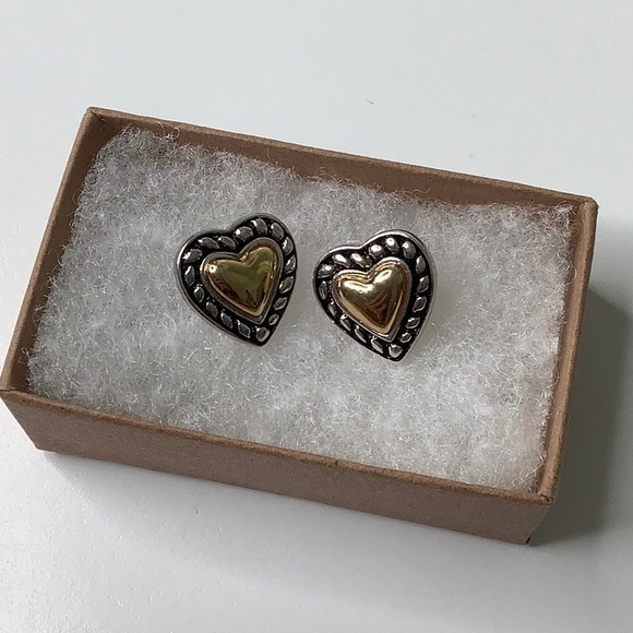 Gold silver heart rope edge post earrings size .5 EUC - Picture 6 of 6